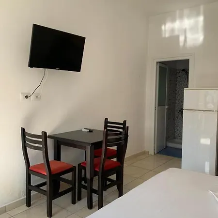 Beach House Ksamil